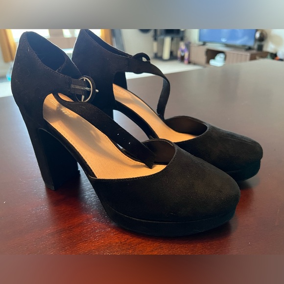 8.5 women’s pumps - Picture 1 of 4